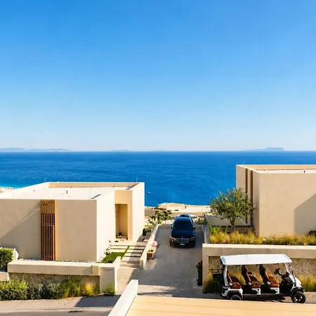 Azure Coastal Jacuzzi * Vlorë