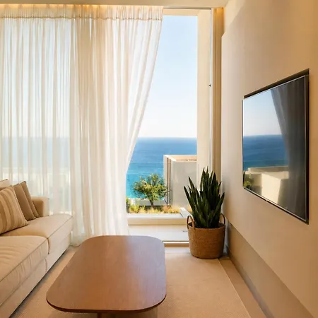Azure Coastal Jacuzzi بيت للعطل فلورا