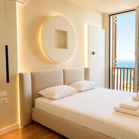 Azure Coastal Jacuzzi *